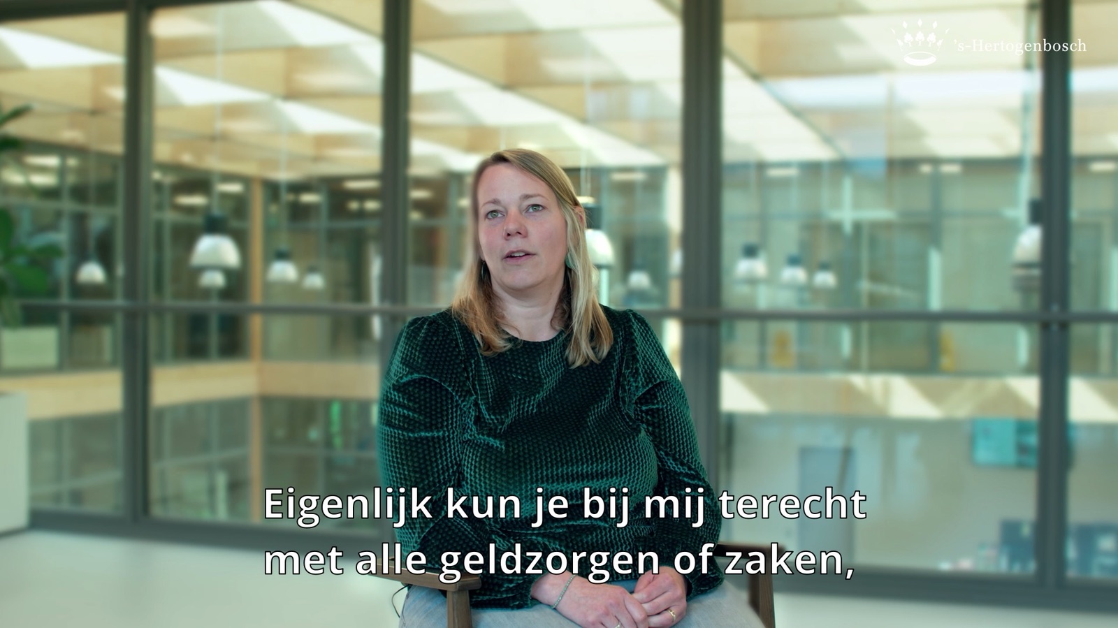 Medewerker van Gemeente ’s-Hertogenbosch vertelt waar inwoners met geldzorgen terechtkunnen